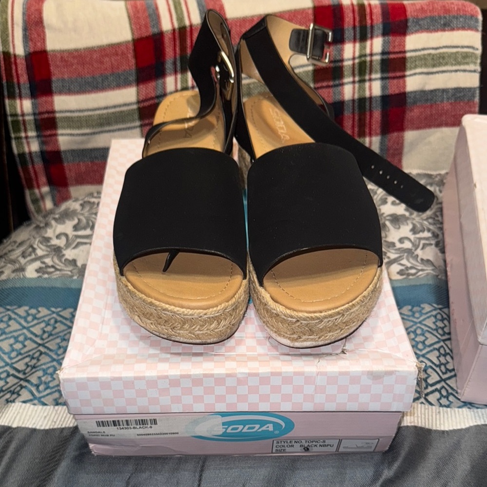 Soda Black and Tan Wedge Shoes